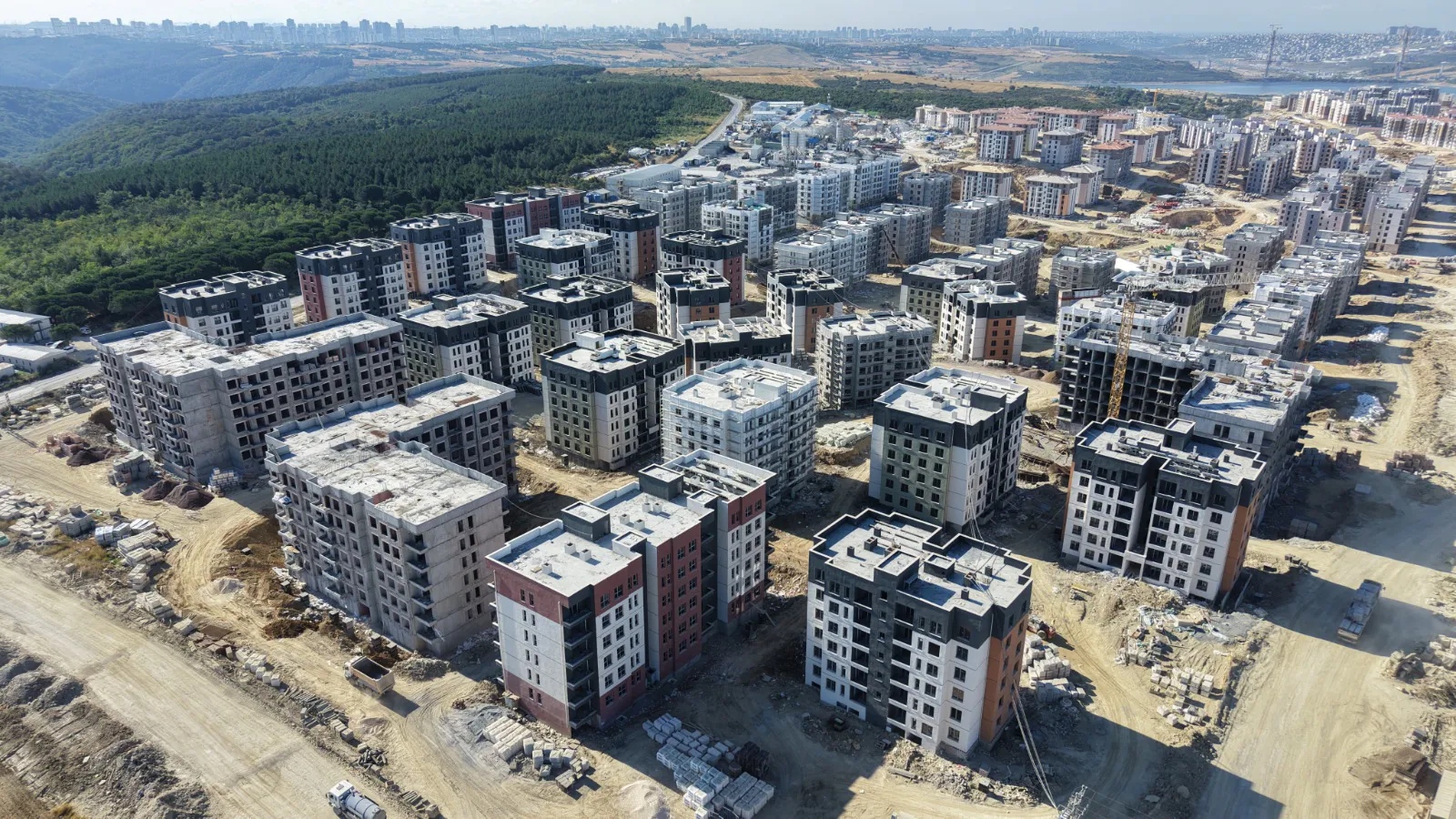 İstanbul İli, Arnavutköy İlçesi, Sazlıbosna Mevkii 6 Bölge 2 Etap 1.044 Adet Konut + 7. Bölge 1.138 Adet Konut İşi