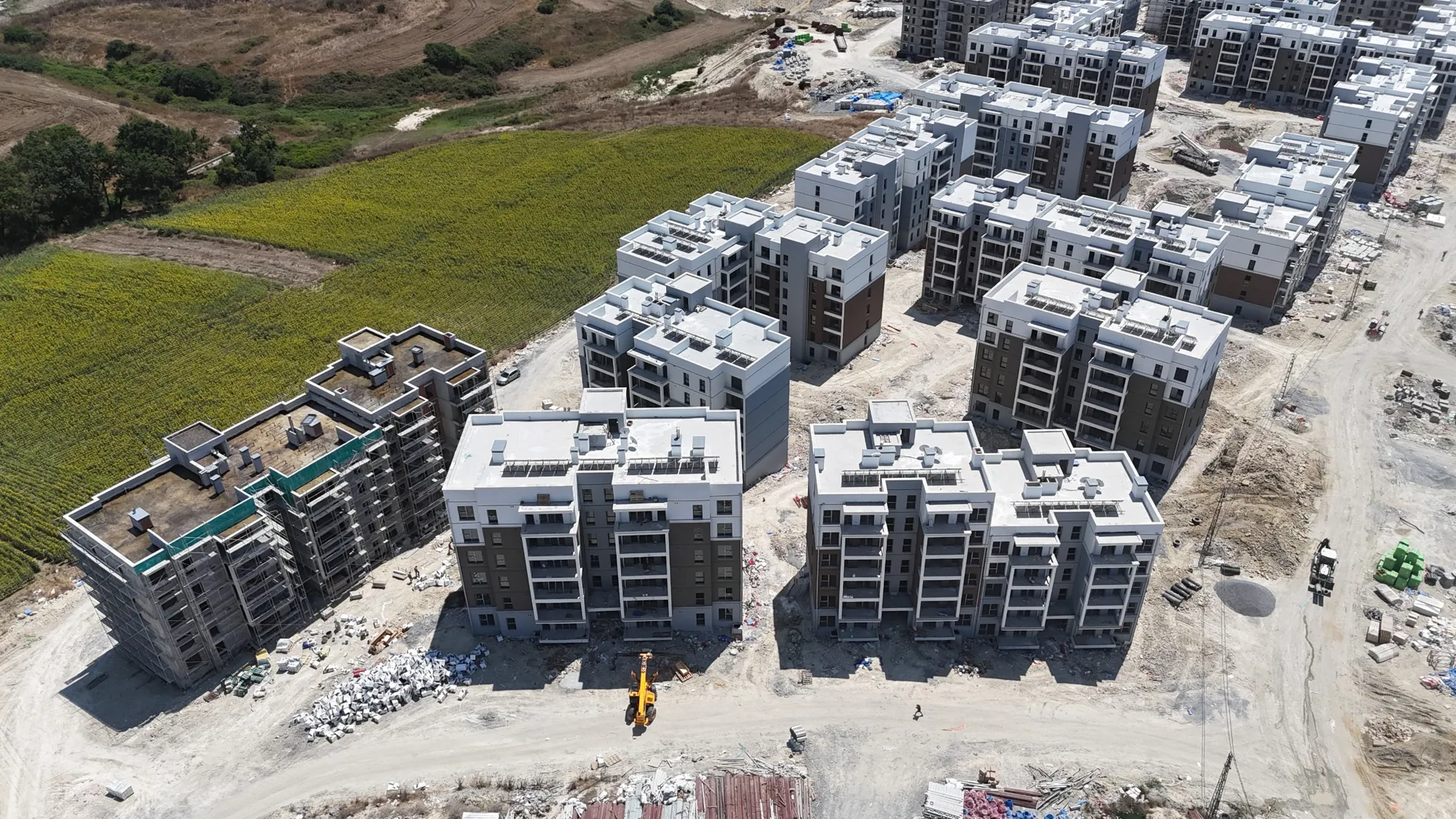 İstanbul İli, Arnavutköy İlçesi, Sazlıbosna Mevki, 1. Bölge, 4.Etap 685 Adet Konut (+5 Kd) İnşaatı İle Altyapı Ve Çevre Düzenleme İşi
